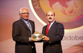 Lifetime achievement Asian insurance award for Chandra Schaffter