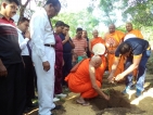 Sprucing up Dambulla