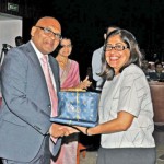 Mrs.-Dinali-Alles-handing-over-a-token-of-appreciation-to-Prof.-Rohan-Gunaratna