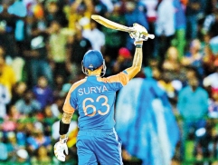 Familiar batting collapse hand India easy win