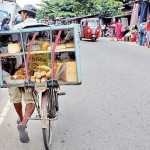 Maharagama: Bread on wheels Pic by Priyanka Samaraweera