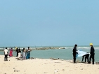 Save a Life organised a beach cleanup in Vadamarachchi