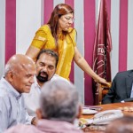 President-discussing-with-the-orator-Dr-Quintas-Perera_10-